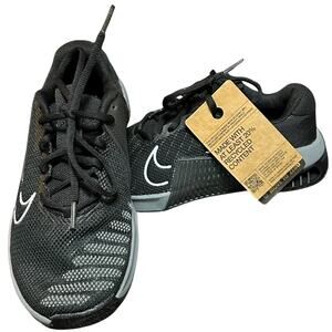 NEW Nike Metcon 9 Women’s Training Shoes Black Smoke Grey Size 6 DZ2617-001 NWT